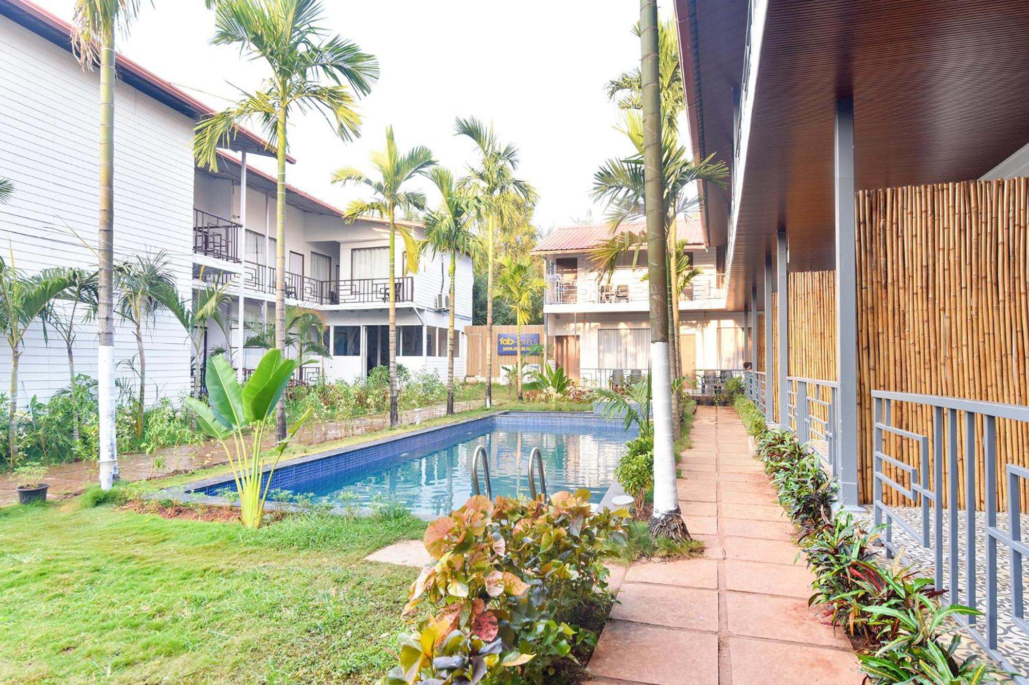 Fabhotel Morjim Bliss - 500M From Morjim Beach Exterior photo