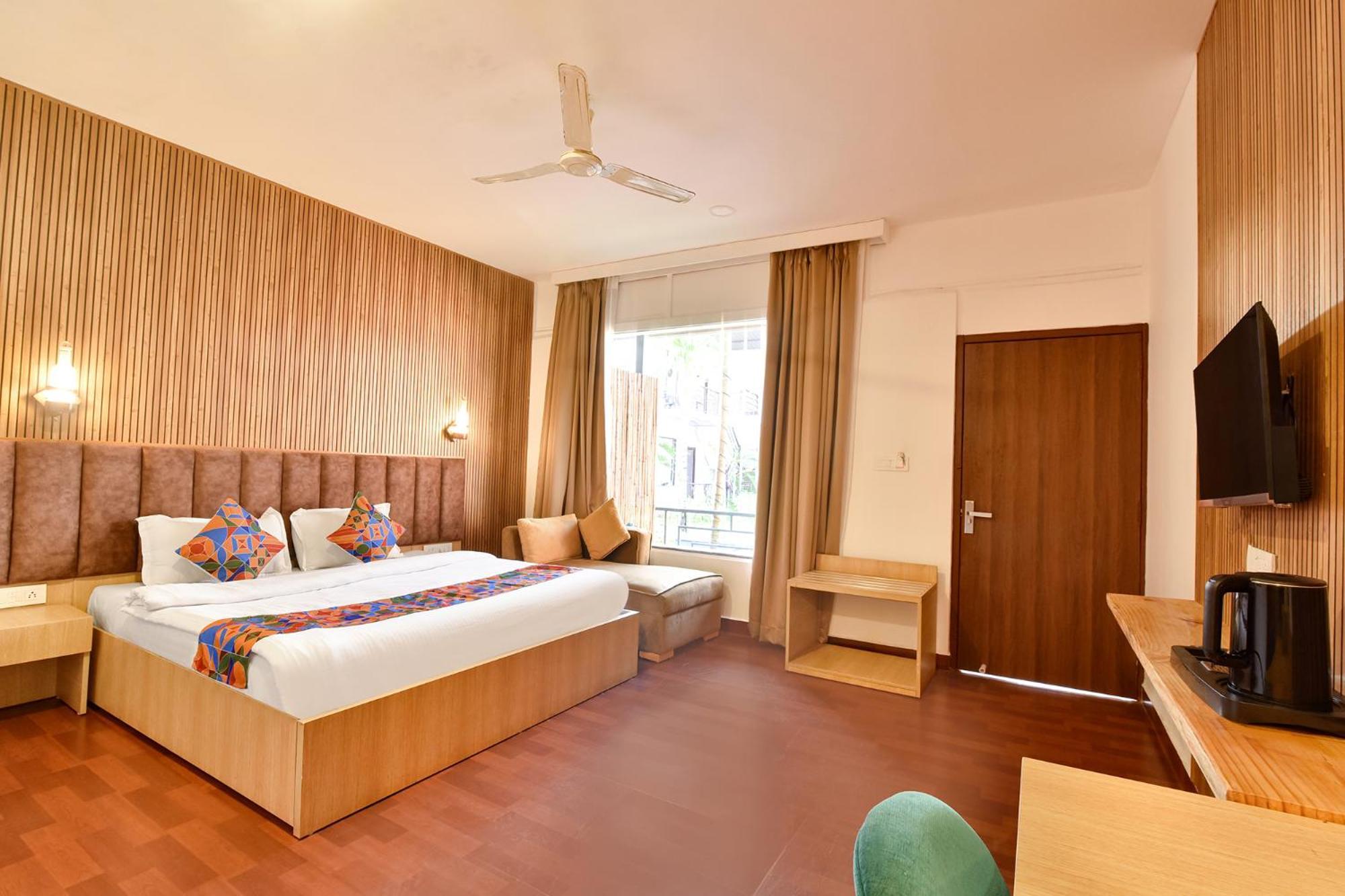 Fabhotel Morjim Bliss - 500M From Morjim Beach Exterior photo